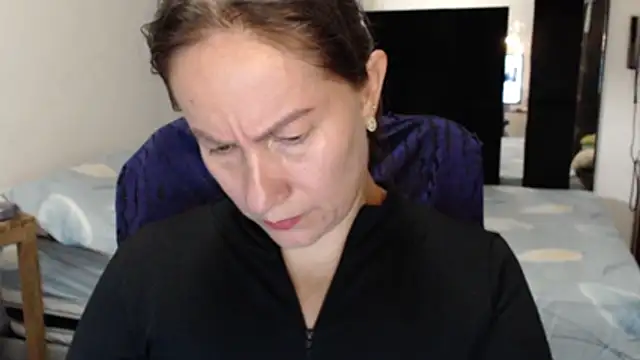 Snapshot of CATRINA-83 chatting on 07/12/26, 03:57 CATRINA-83 online show from 07/12/26, 03:57
