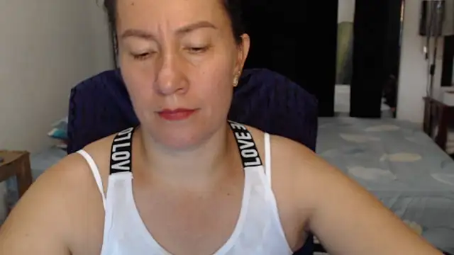 Snapshot of CATRINA-83 chatting on 07/18/26, 02:20 CATRINA-83 online show from 07/18/26, 02:20