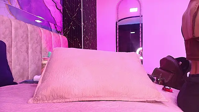 arl chloee online show from 03/25/26, 03:06