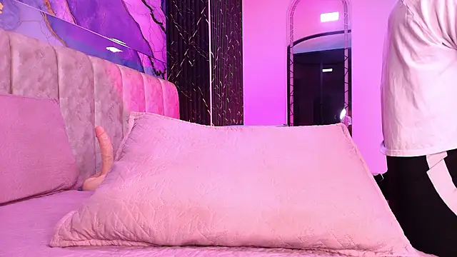 arl chloee online show from 03/20/26, 03:07