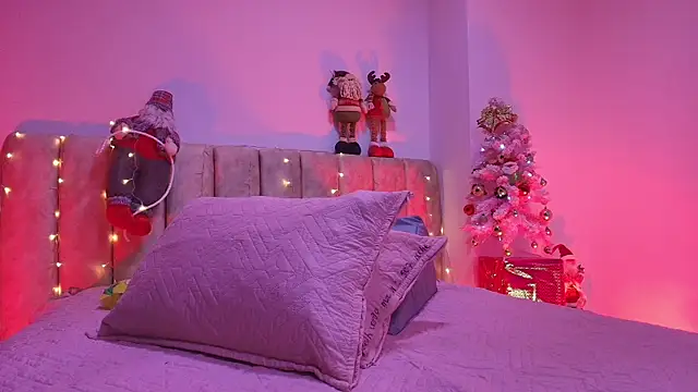 arl chloee online show from 12/15/25, 03:23