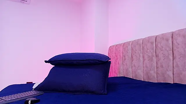 Snapshot of arl_chloee chatting on 02/21/26, 03:08 arl chloee online show from 02/21/26, 03:08