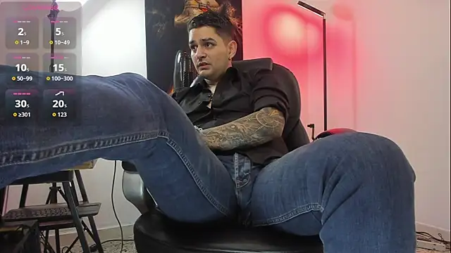 Nicolas Fellener online show from 11/11/25, 04:40