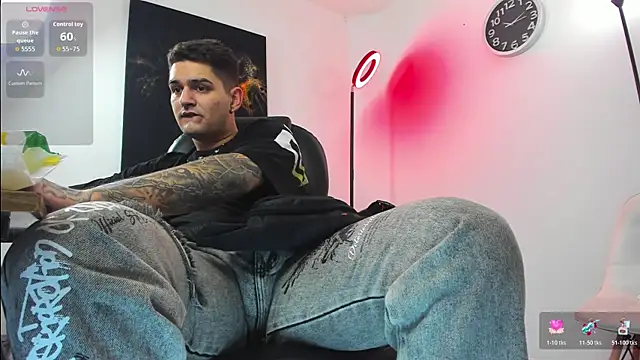 Nicolas Fellener online show from 11/03/25, 05:12