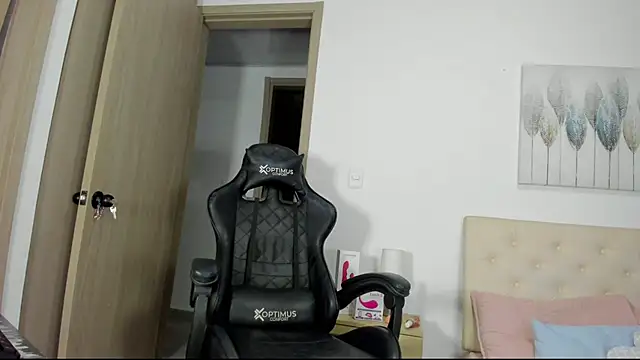 brenda x 69 online show from 11/07/25, 12:48