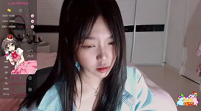 Snapshot of -Lucky_Girl chatting on 02/18/25, 11:11 -Lucky Girl online show from 02/18/25, 11:11