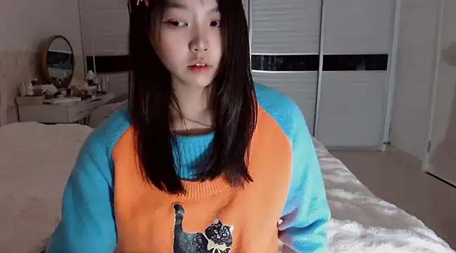 Snapshot of -Lucky_Girl chatting on 03/01/25, 01:22 -Lucky Girl online show from 03/01/25, 01:22