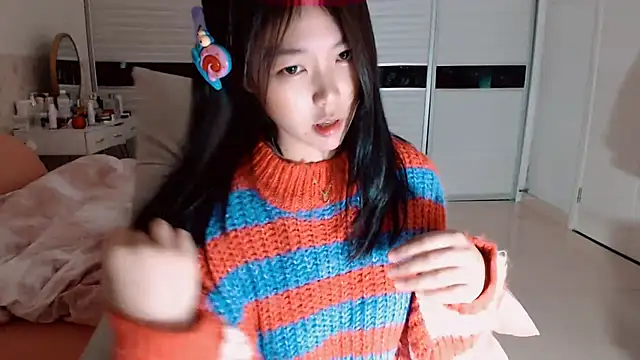 -Lucky Girl online show from 12/03/25, 12:37