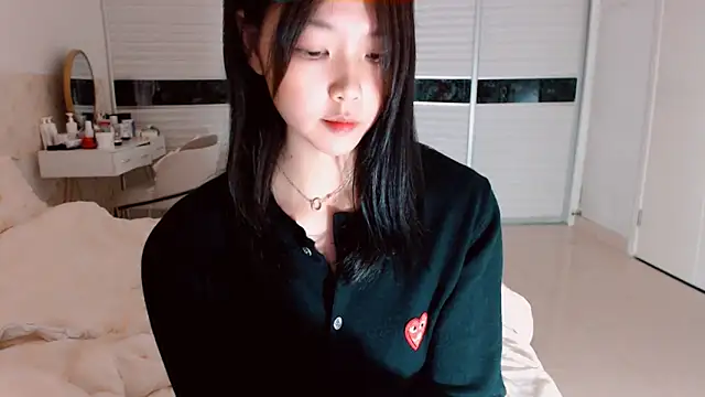 Snapshot of -Lucky_Girl chatting on 09/18/25, 01:58 -Lucky Girl online show from 09/18/25, 01:58