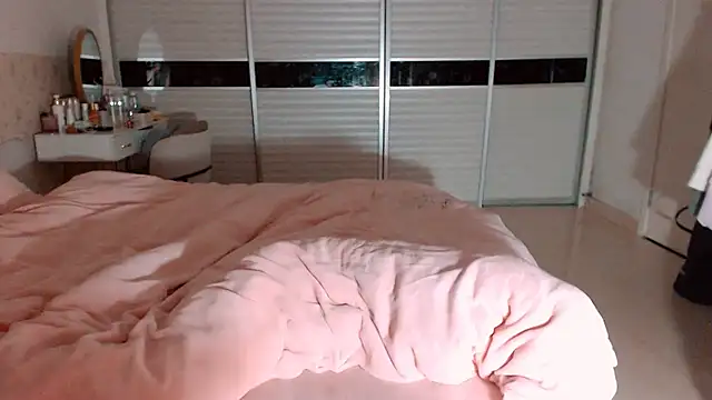 -Lucky Girl online show from 02/25/26, 01:33