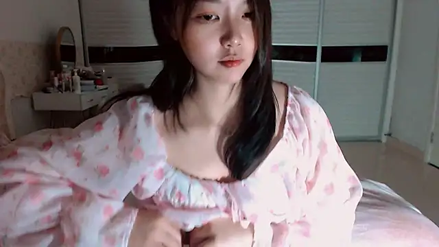 -Lucky Girl online show from 04/03/26, 02:34