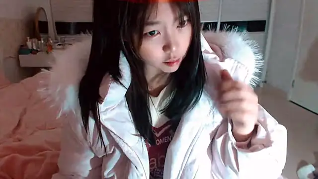 -Lucky Girl online show from 03/02/26, 02:01