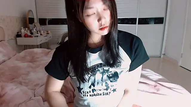 -Lucky Girl online show from 03/22/26, 02:07