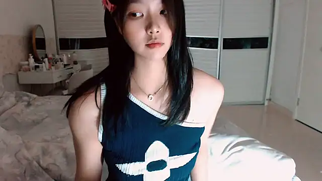 -Lucky Girl online show from 11/02/25, 03:06