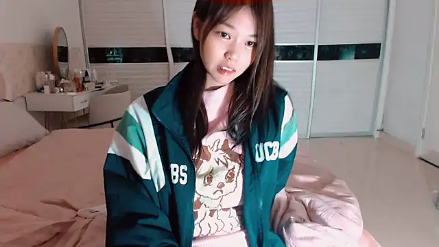Snapshot of -Lucky_Girl chatting on 06/07/26, 01:55 -Lucky Girl online show from 06/07/26, 01:55
