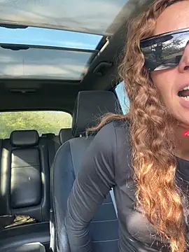 tmona1917 online show from 10/03/25, 09:22