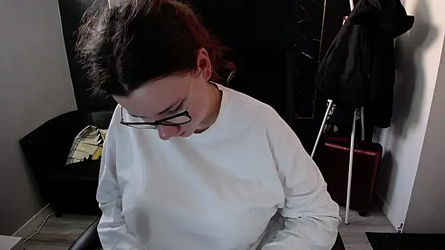 littleviki7 online show from 03/13/26, 07:57