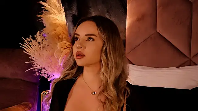 KatyaBelle online show from 10/07/25, 05:47