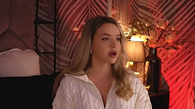 KatyaBelle online show from 11/22/25, 08:18