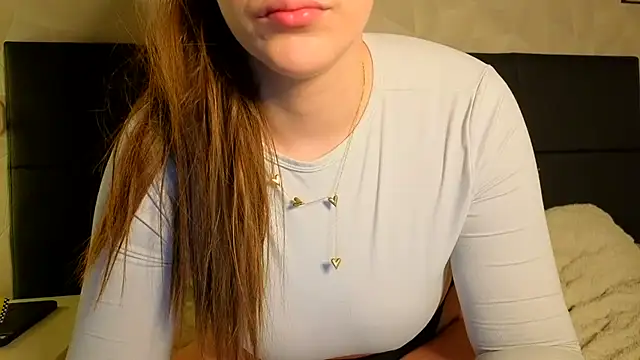 Sweetninaaa online show from 04/14/26, 06:40