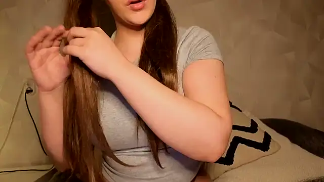 Sweetninaaa online show from 03/18/26, 01:02