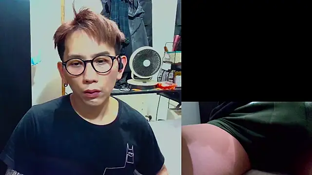 UndreamtM online show from 03/23/26, 02:17