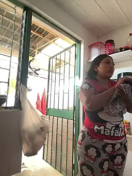 emmyjhonson07 online show from 02/14/26, 01:11