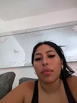 emmyjhonson07 online show from 12/02/24, 02:25