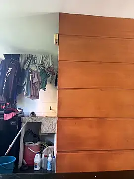 emmyjhonson07 online show from 12/18/25, 02:10