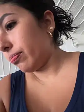 emmyjhonson07 online show from 04/09/26, 11:49