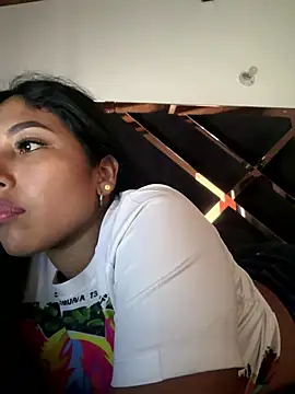 emmyjhonson07 online show from 01/13/26, 09:30