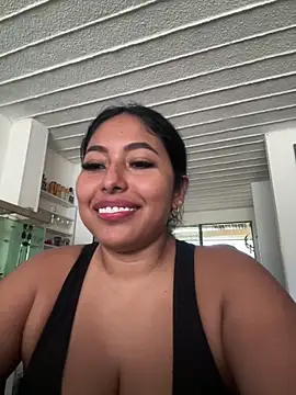 emmyjhonson07 online show from 05/19/26, 11:50