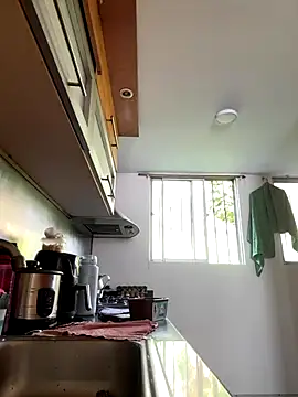 emmyjhonson07 online show from 10/06/25, 02:29