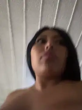 emmyjhonson07 online show from 04/16/26, 10:12