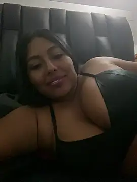 emmyjhonson07 online show from 01/16/25, 12:45