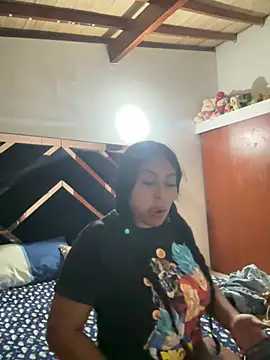 emmyjhonson07 online show from 05/06/26, 12:03