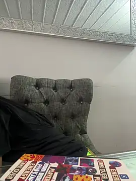 emmyjhonson07 online show from 02/01/26, 01:09