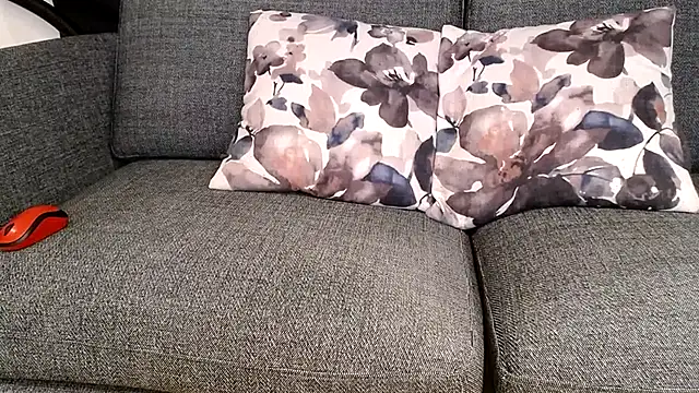 Just-For-You-All online show from 11/07/25, 08:46