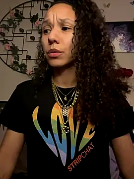 Snapshot of _Neeka_ chatting on 12/03/25, 04:02 Neeka online show from 12/03/25, 04:02