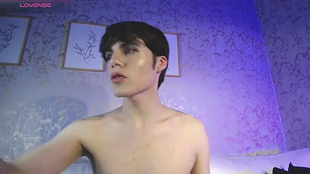 Snapshot of ChristianM_18 chatting on 03/13/25, 02:01 ChristianM 18 online show from 03/13/25, 02:01