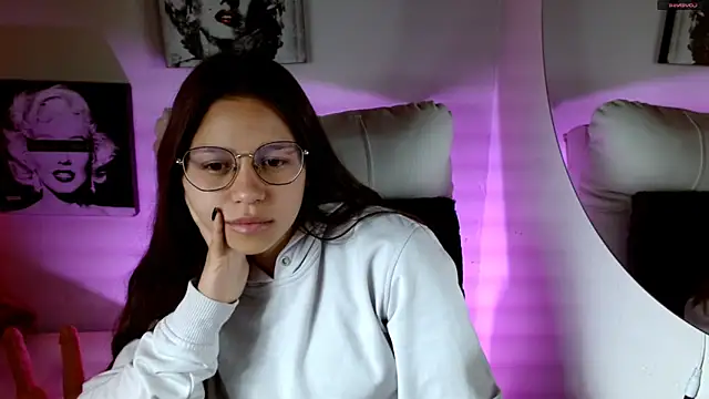 SamanthaRoldaan online show from 09/10/25, 03:00