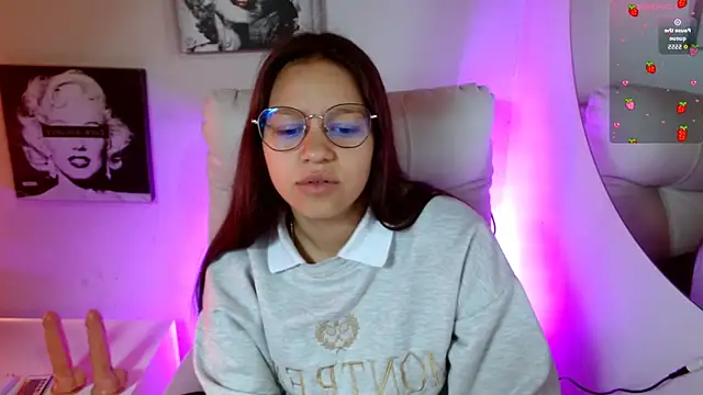 SamanthaRoldaan online show from 09/17/25, 02:30