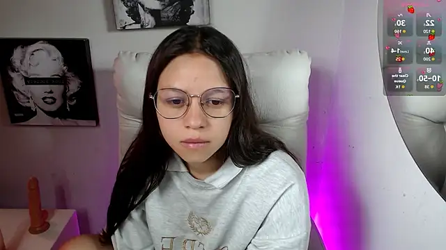 SamanthaRoldaan online show from 11/10/25, 01:49