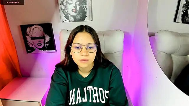 SamanthaRoldaan online show from 04/14/26, 02:55