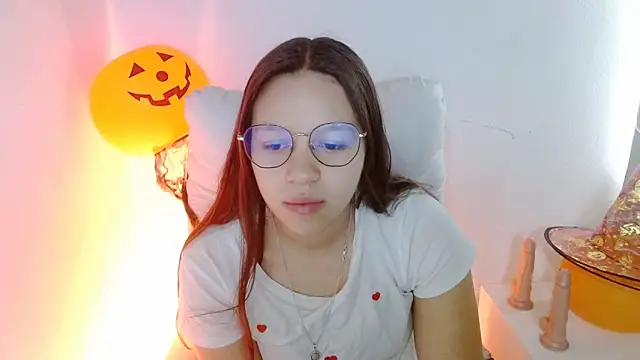 SamanthaRoldaan online show from 10/25/25, 12:39