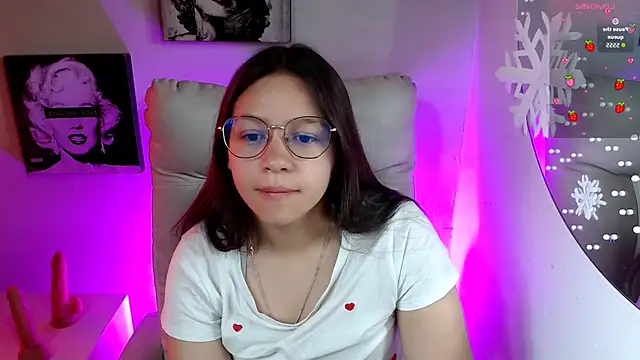 SamanthaRoldaan online show from 12/22/25, 02:17