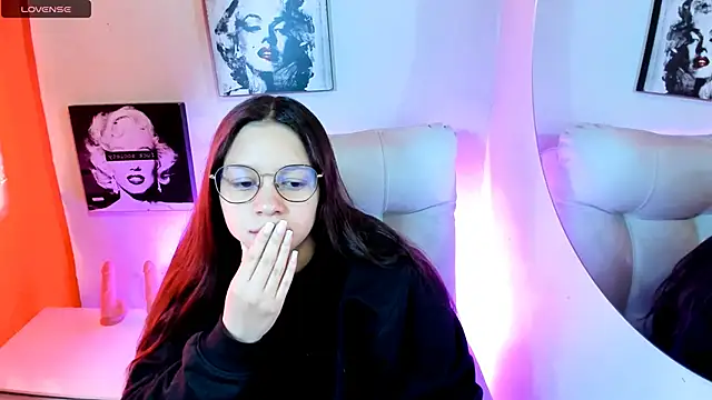 SamanthaRoldaan online show from 03/24/26, 03:23