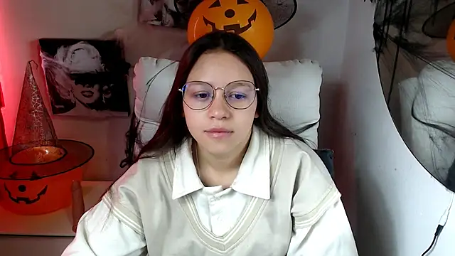 SamanthaRoldaan online show from 10/18/25, 02:19