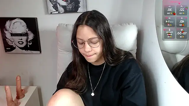 SamanthaRoldaan online show from 11/13/25, 03:49