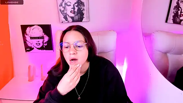 SamanthaRoldaan online show from 03/26/26, 02:37